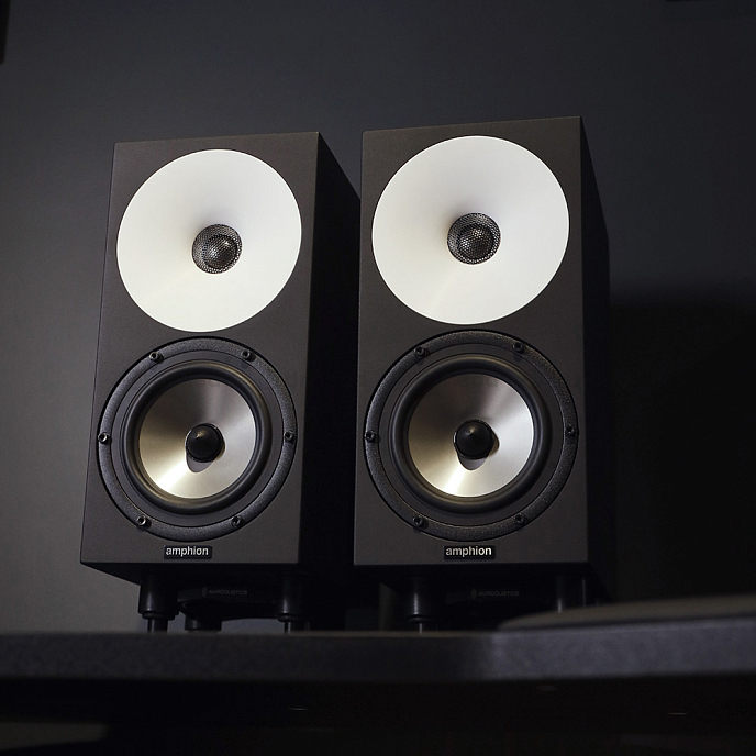 Студийный монитор Amphion One15 Black - рис.18