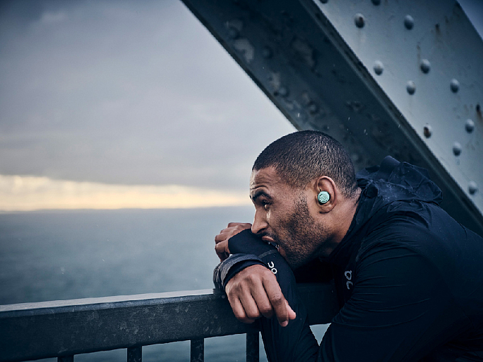 Беспроводные наушники Bang & Olufsen Beoplay E8 Sport Oxygen Blue - рис.17