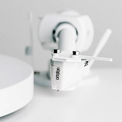 Проигрыватель винила Pro-Ject DEBUT PRO (2M White) Satin White