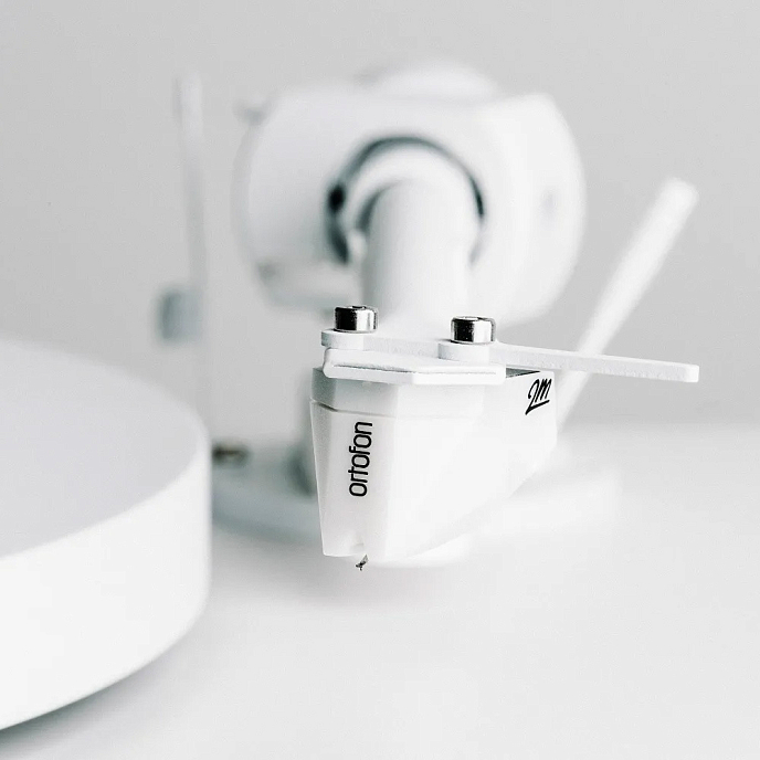 Проигрыватель винила Pro-Ject DEBUT PRO (2M White) Satin White - рис.3