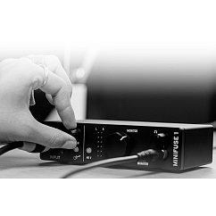 Аудиоинтерфейс Arturia MiniFuse 1 black внешний аудиоинтерфейс_OpenBox