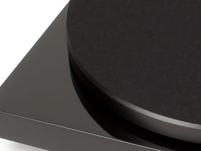 Проигрыватель винила Pro-Ject Debut Carbon Phono USB OM-10 Piano Black - рис.4