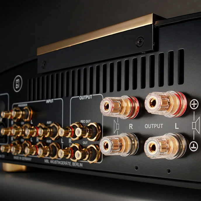 Интегральный усилитель MBL C51 Integrated Amplifier White Palinux - рис.5