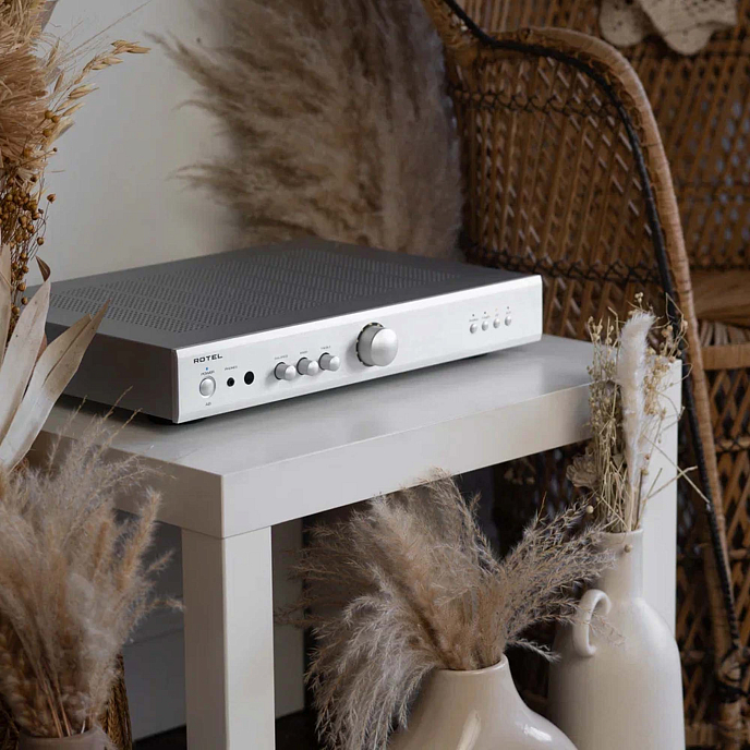 Усилитель Rotel A8 Silver - рис.7