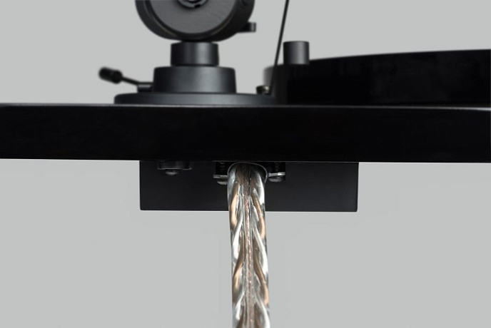 Проигрыватель винила Pro-Ject Essential III Headphone Piano Black - рис.4