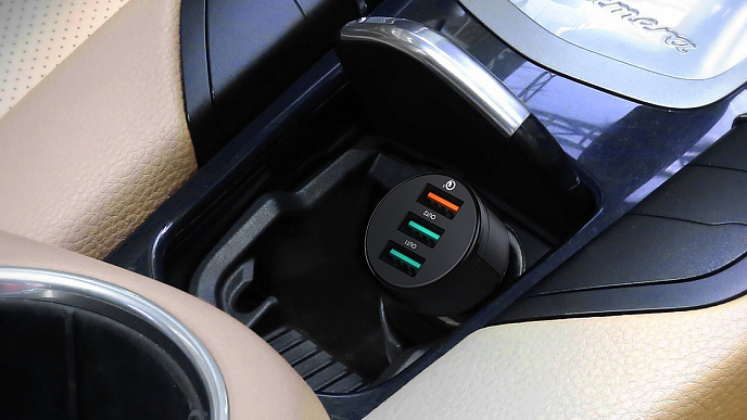 Автомобильное зарядное устройство Aukey USB-C 3-ports Car Charger (CC-T11) - рис.7
