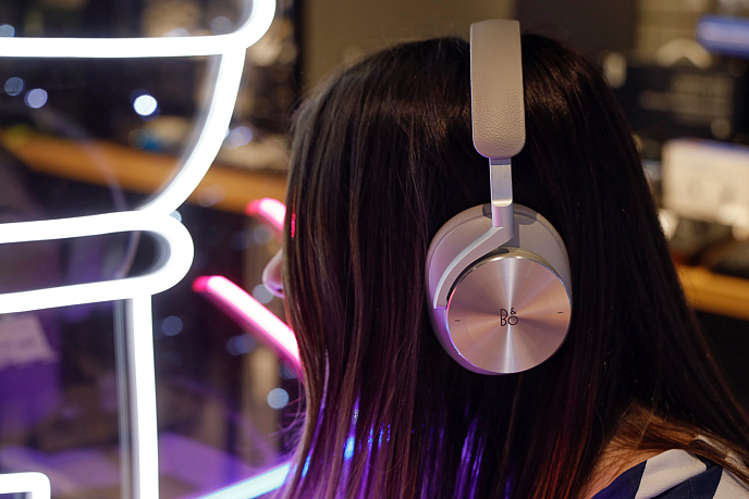 Беспроводные наушники Bang & Olufsen Beoplay H95 Grey Mist - рис.6