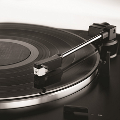 Проигрыватель винила Audio-Technica AT-LP60X USB Gun Metal