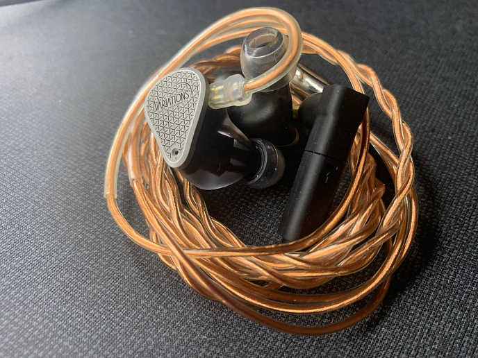 Наушники внутриканальные MoonDrop Variations black гибридные внутриканальные наушники (SN 050206007717)_Уценка - рис.7