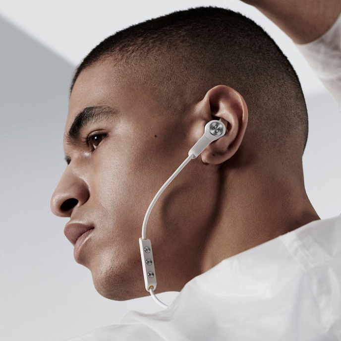 Беспроводные наушники Bang & Olufsen Beoplay E6 Motion White - рис.7