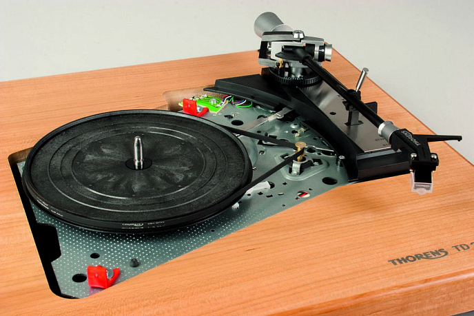 Проигрыватель винила Thorens TD 240-2 Black - рис.5