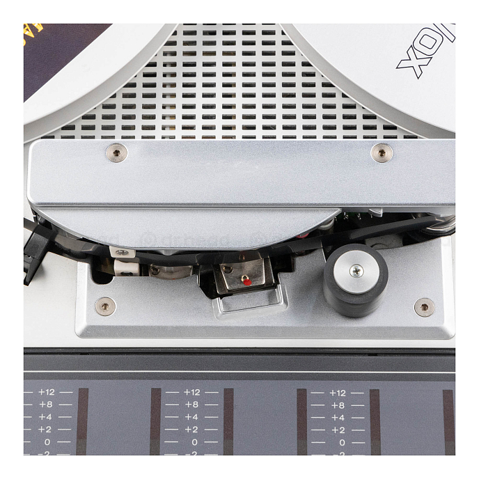 Катушечные магнитофоны REVOX C278 8-channel серебряный - рис.2