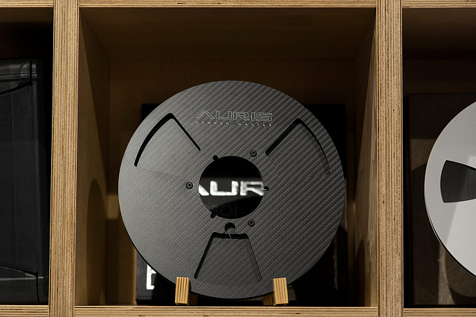 Магнитная лента Auris Carbon Master Reel - рис.1
