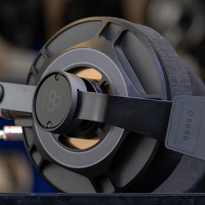 Наушники полноразмерные Final Audio D8000 Pro Limited Edition Black/Gold - рис.29