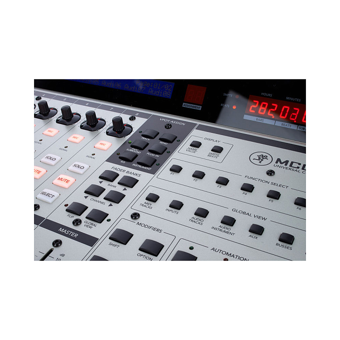 Микшерный пульт Mackie MCU PRO Control Universal PRO Silver - рис.6