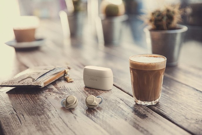 Беспроводные наушники Jabra Elite 75t Gold Beige - рис.7