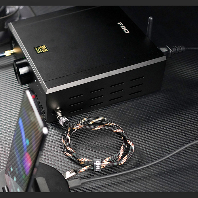 Усилитель для наушников с ЦАП FiiO K9 AKM Black - рис.4