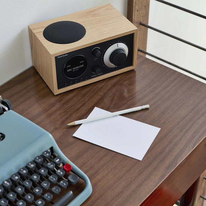 Радиоприемник Tivoli Model One+ Oak / Black - рис.6