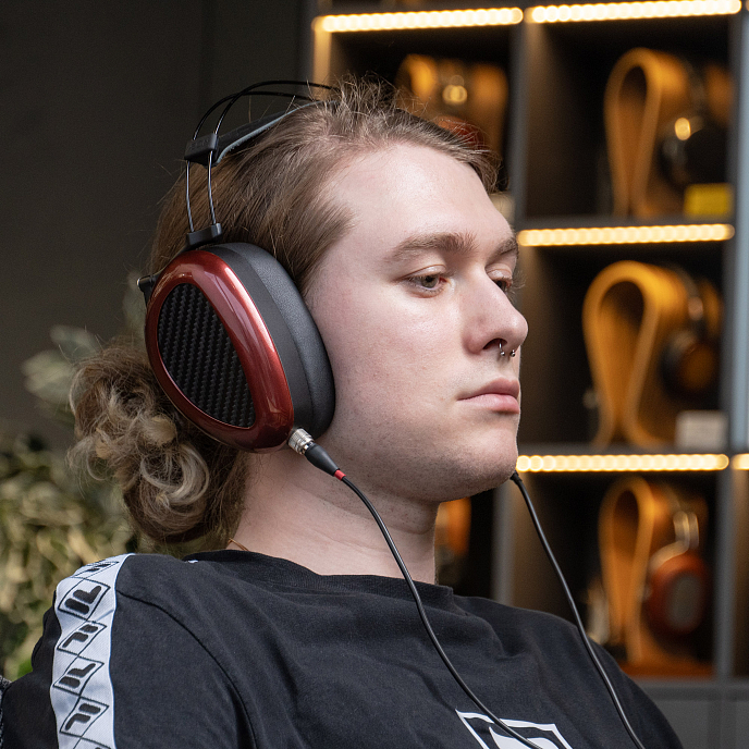 High End наушники Dan Clark Audio AEON 2 Closed Black Red - рис.15