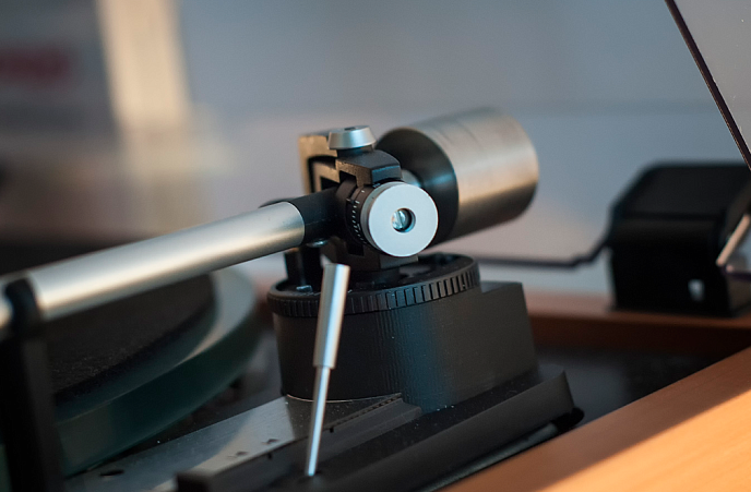 Проигрыватель винила Thorens TD 148A Black - рис.8