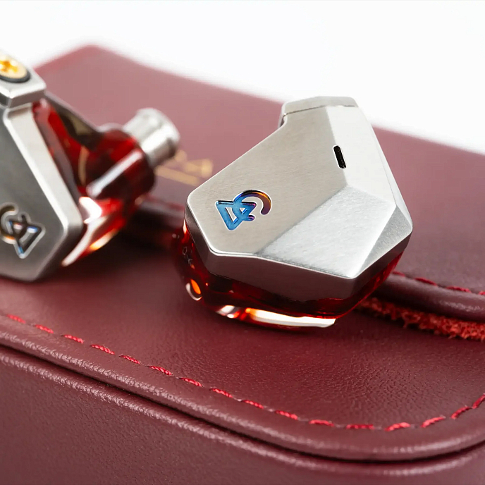 Наушники внутриканальные Campfire Audio Grand Luna Silver Red - рис.6