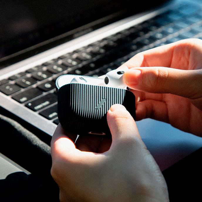 Чехол для Airpods Native Union Curve Case AirPods 3 Indigo - рис.7