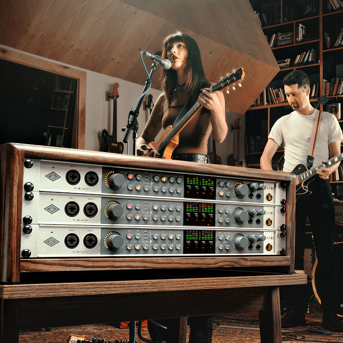 Аудиоинтерфейс Universal Audio Volt 876 Silver - рис.7