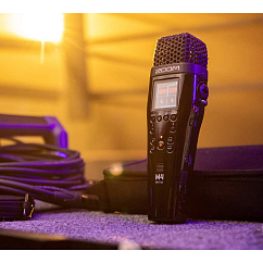 Аудиорекордер Zoom M4