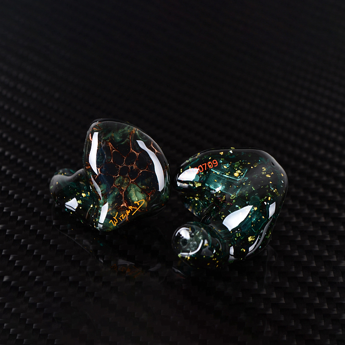 Кастомные наушники Noble Audio Viking Ragnar Custom - рис.2