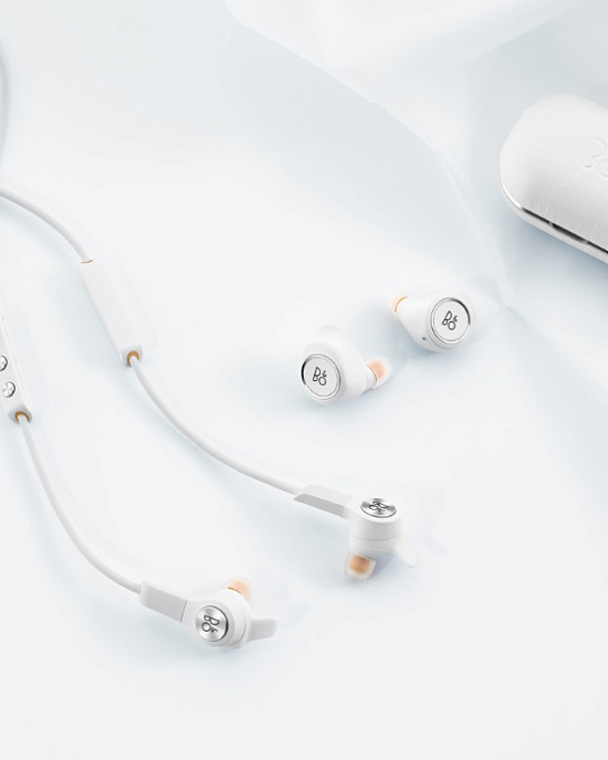Беспроводные наушники Bang & Olufsen Beoplay E6 Motion White - рис.10