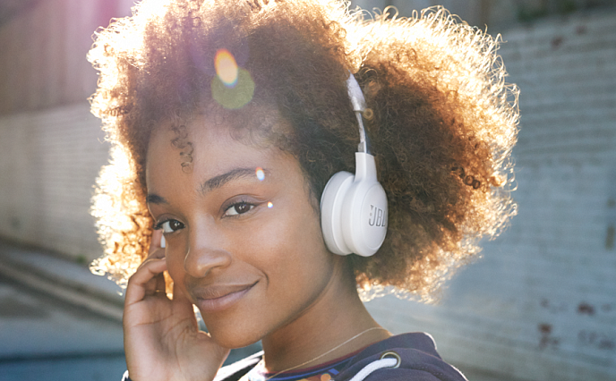 Беспроводные наушники JBL Live 400BT Black - рис.9