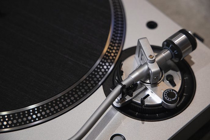 Проигрыватель винила Audio-Technica AT-LP140XP Silver - рис.3