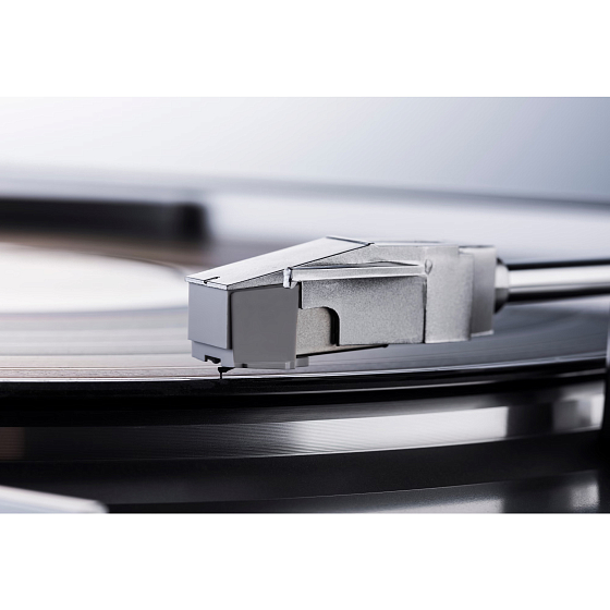 Купить виниловый проигрыватель Denon DP-29F silver по цене от 17490 руб ...