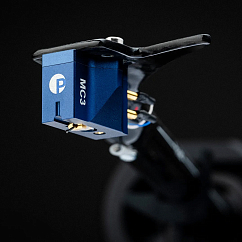 Проигрыватель винила Pro-Ject 6PerspeX Balanced Transparent