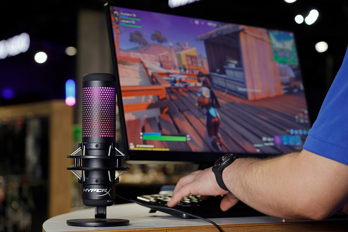 Микрофон для стриминга и игр HyperX QuadCast S Black - рис.1