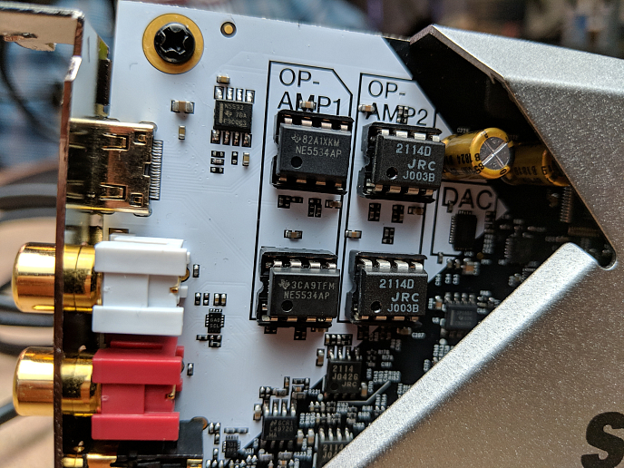 Внутренняя звуковая карта Creative Sound BlasterX AE-9 PCI-eX - рис.11