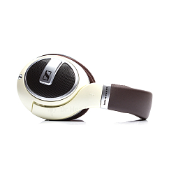 Наушники полноразмерные Sennheiser HD 599