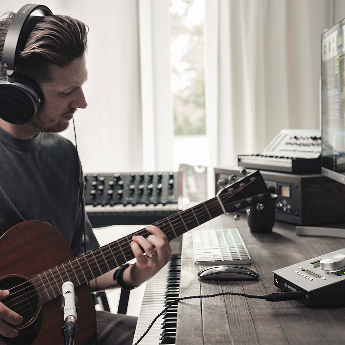 Аудиоинтерфейс Universal Audio Apollo Twin X DUO Gen 2 Essentials+ Edition Silver - рис.8