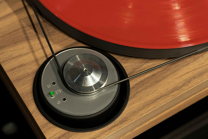 Проигрыватель винила Music Hall MMF-7.3 walnut проигрыватель винила (SN 22S078239)_Уценка - рис.2