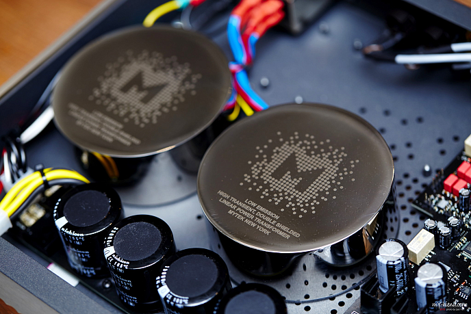 ЦАП Mytek Digital Manhattan II Gold Silver - рис.3