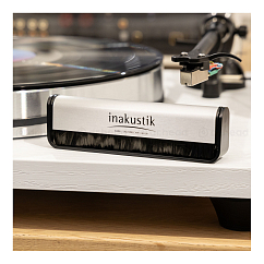 Щетка для винила Inakustik Premium Record brush