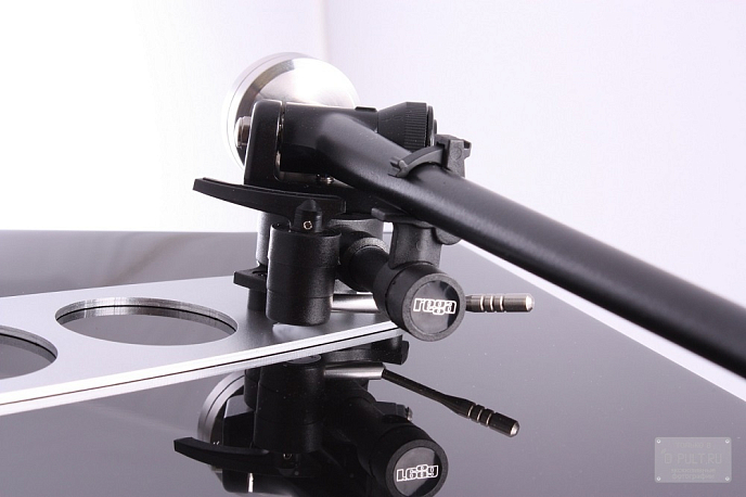 Проигрыватель винила Rega RP6 Exact Piano White - рис.2