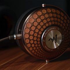 High End наушники Focal Stellia