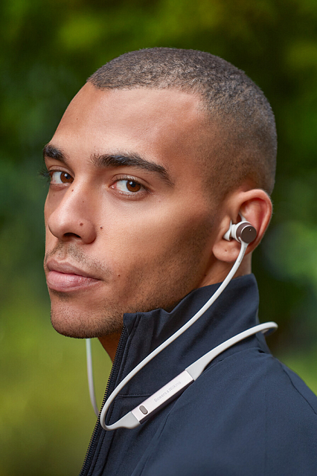 Беспроводные наушники Bowers & Wilkins PI4 Gold - рис.3