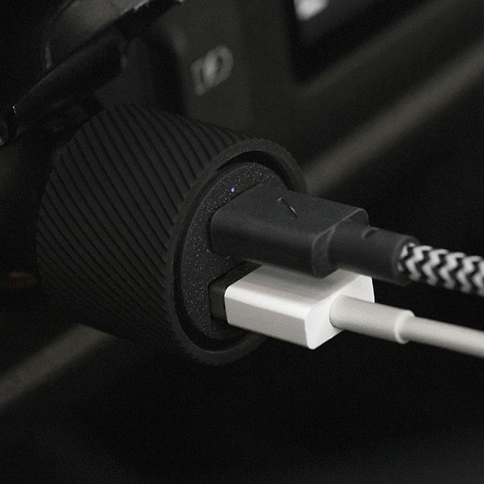 Автомобильное зарядное устройство Native Union Car Charger PD Black - рис.4