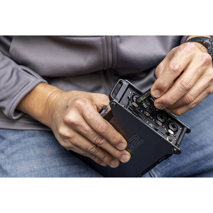 Аудиорекордер Zoom F8n Pro - рис.11