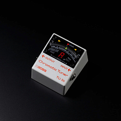 Процессор эффектов Boss TU-3S White