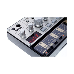 Синтезатор Korg volca bass