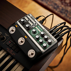Процессор эффектов Boss RE-202 Space Echo Black