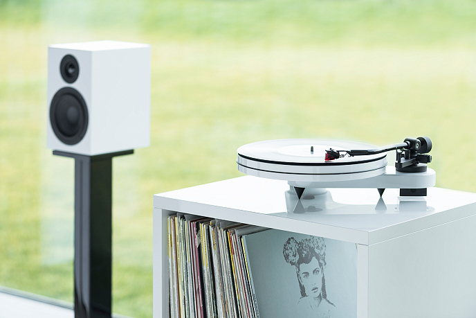 Проигрыватель винила Pro-Ject RPM 1 Carbon DC Piano Black - рис.6